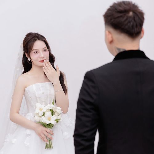 Chuyện tình của Minh khiên và Văn thanh