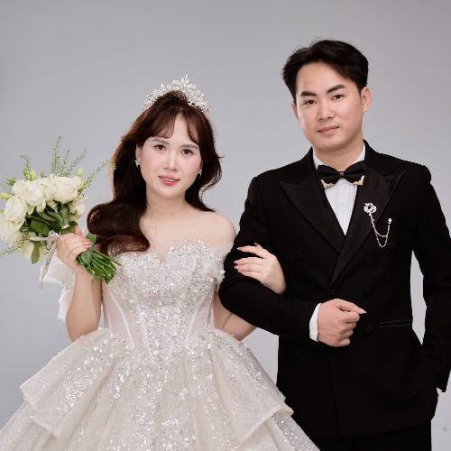 Chuyện tình của ANH TUẤN và THU UYÊN