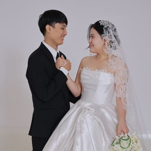 Chuyện tình của Đoàn Ngọc Cẩm Uyên và Vũ Việt Thành