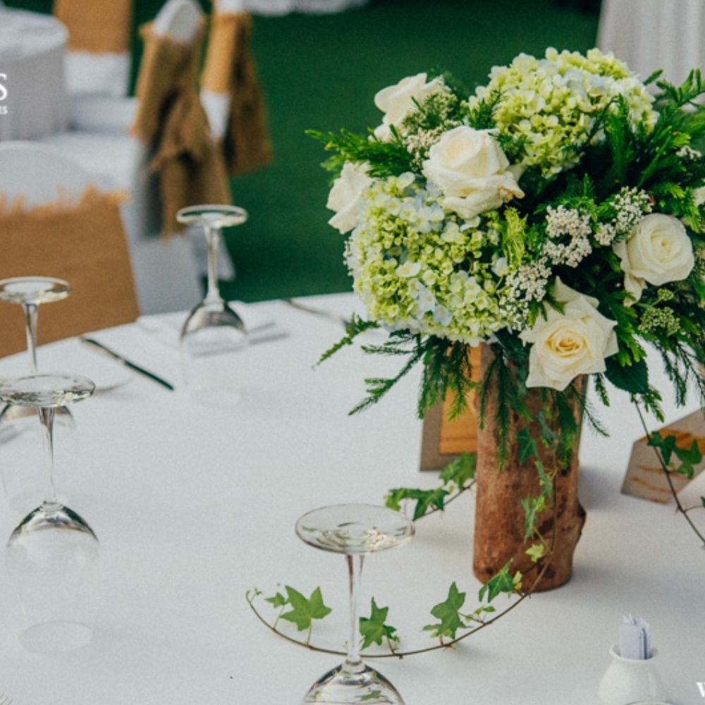 Tiệc cưới tại tư gia nhà trai