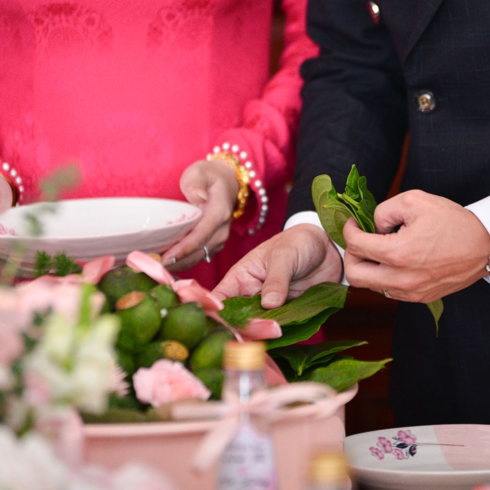 LỄ CƯỚI NHÀ GÁI