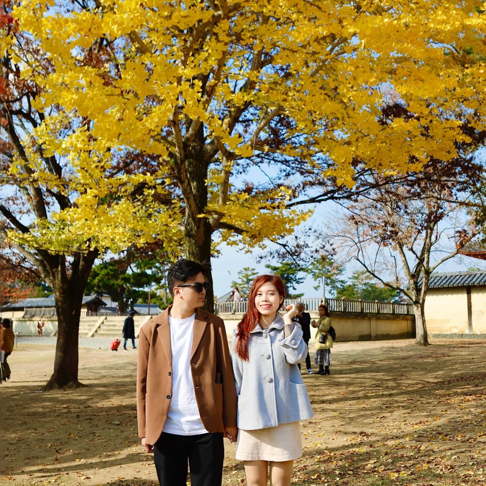 Trên đường băng - Chuyến bay nước ngoài đầu tiên cùng nhau - Nhật Bản 