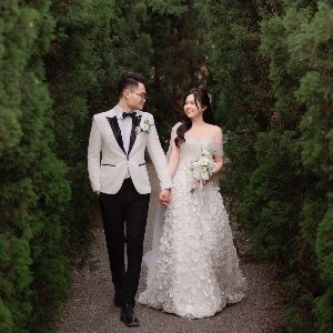 Đỗ Hoàng Nam & Nguyễn Ngọc Tú Anh Wedding site!