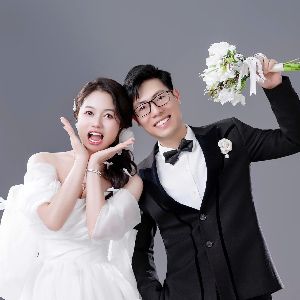 Phùng Duy Tân & Vũ Thị Kim Liên Wedding site!