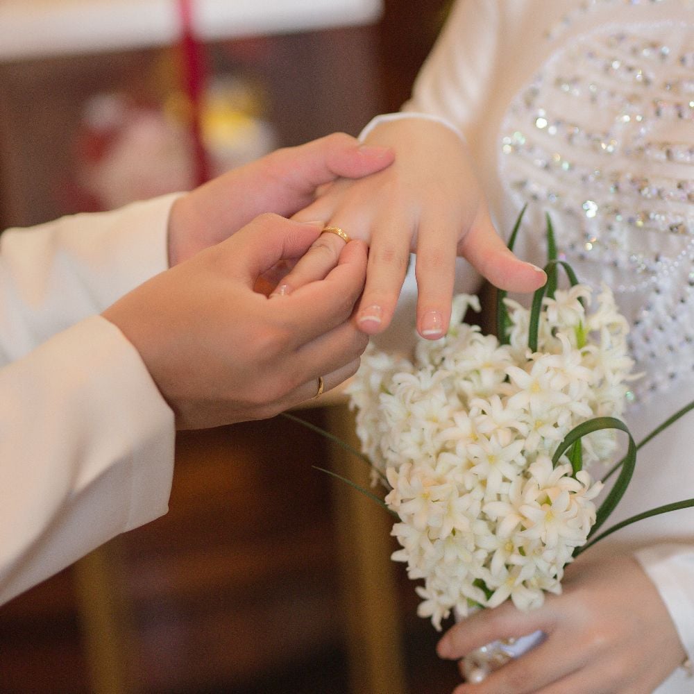 Lời hứa bên gia đình - Ngày đính hôn
