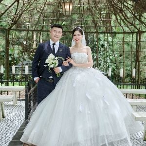 Qi Xu Dong & Lầm Ngọc Quyên Wedding site!