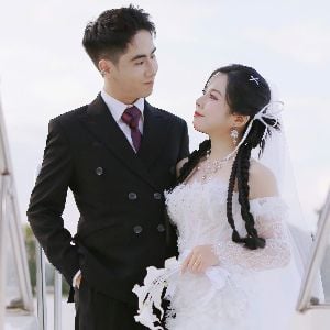 Thiệp cưới Chí Trung & Huyền Trang