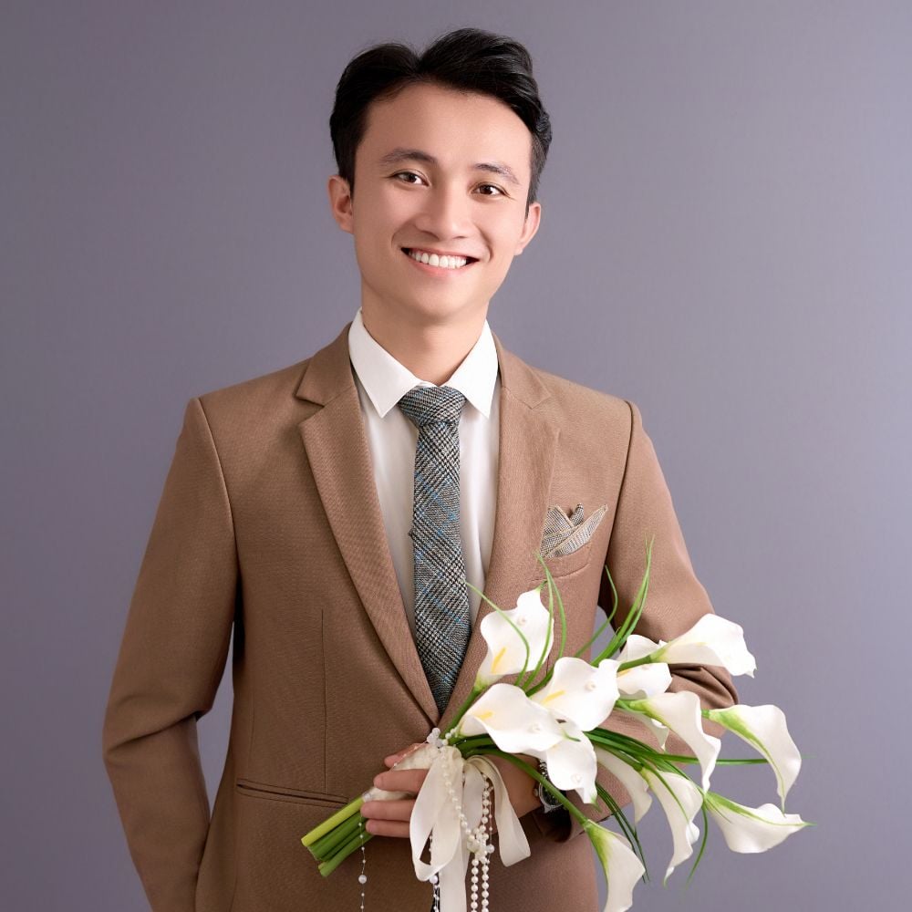 TIỆC CHIỀU NHÀ TRAI