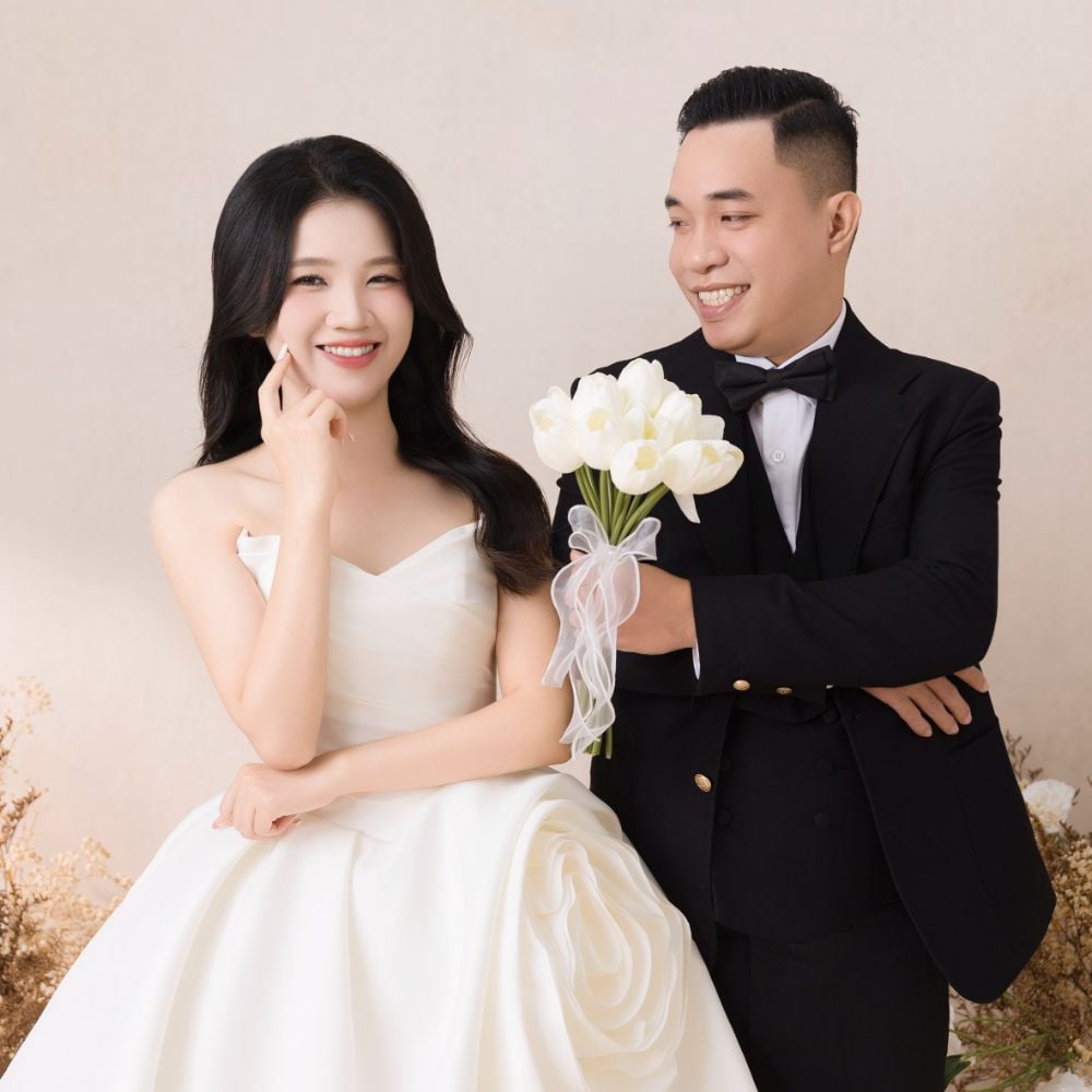 Một chữ duyên khởi đầu câu chuyện, một chữ tình viết tiếp trăm năm