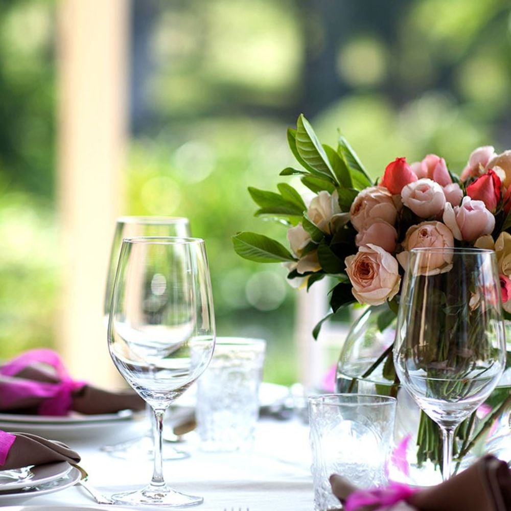 TIỆC CƯỚI NHÀ GÁI