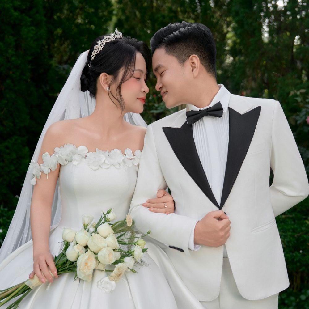 Đôi khi cái chạm mắt cũng là duyên nợ