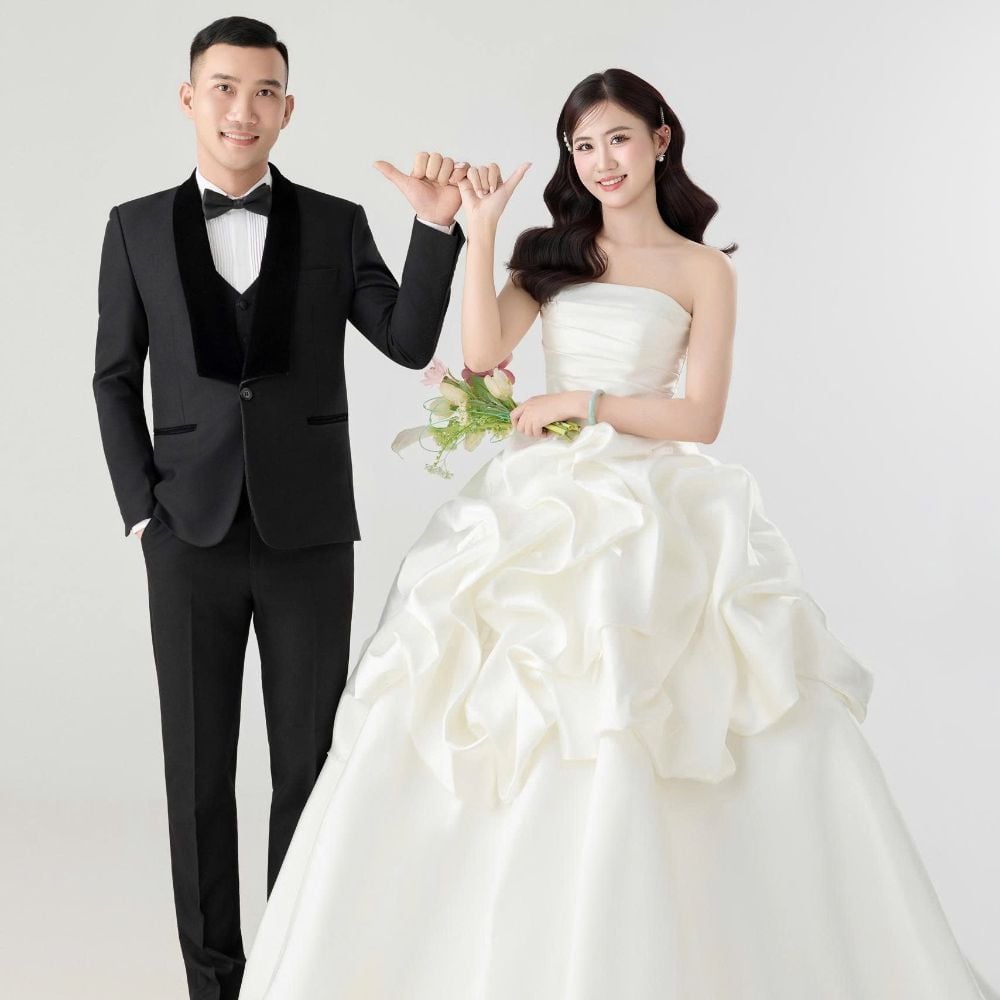 Thiệp cưới online của cặp đôi: Minh Chiến & Hồng Nhung