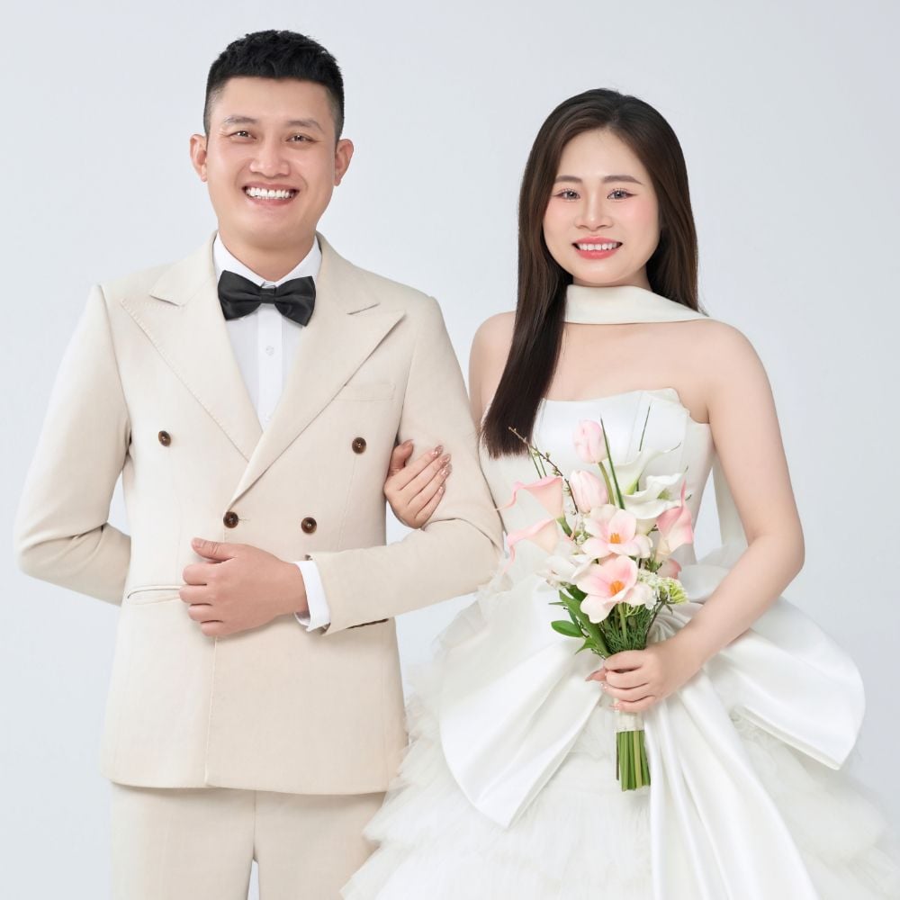 TIỆC CƯỚI NHÀ GÁI