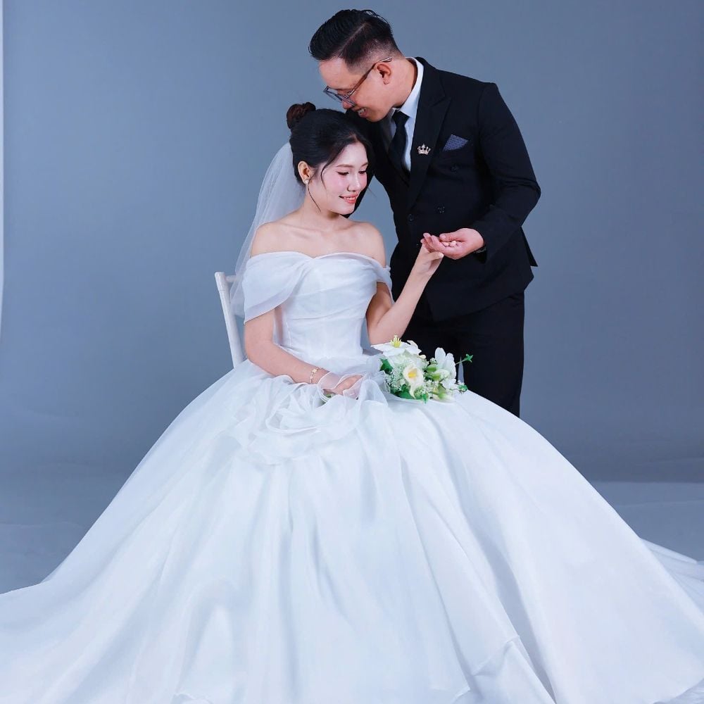 TIỆC CƯỚI NHÀ TRAI