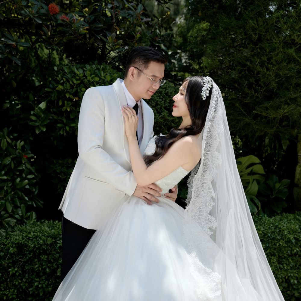 the-couple image
