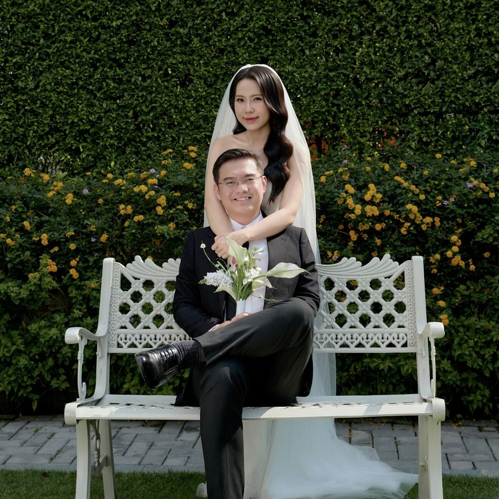 the-couple image