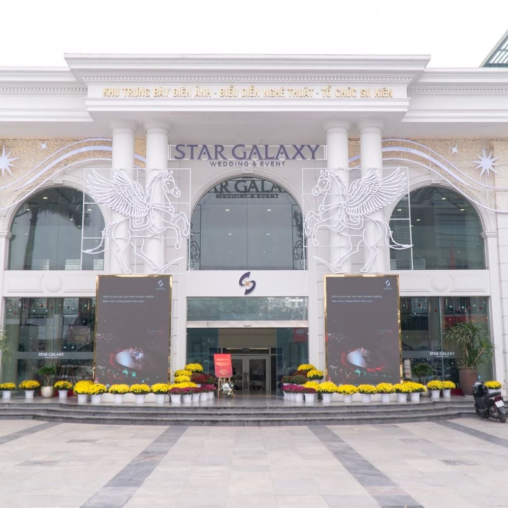 TIỆC CƯỚI